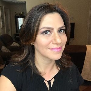 Meet your Posher, Alejandra